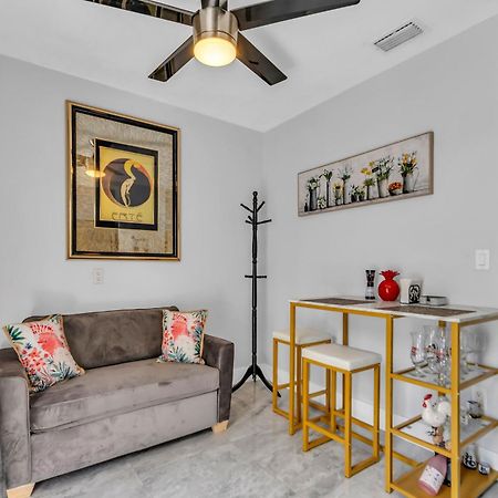 Little Gables Studio-Your Miami Escape-10Min Airport المظهر الخارجي الصورة