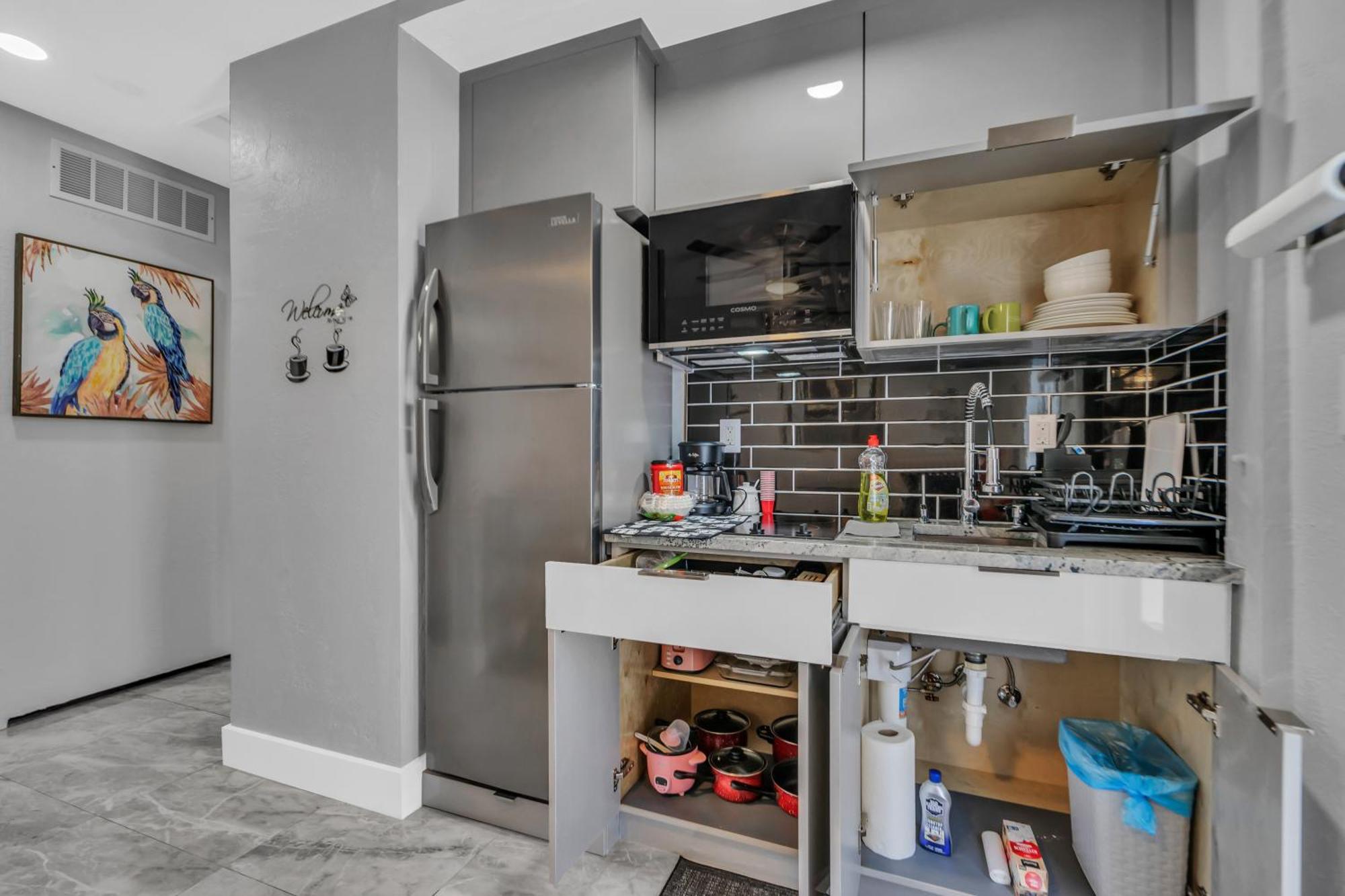 Little Gables Studio-Your Miami Escape-10Min Airport المظهر الخارجي الصورة