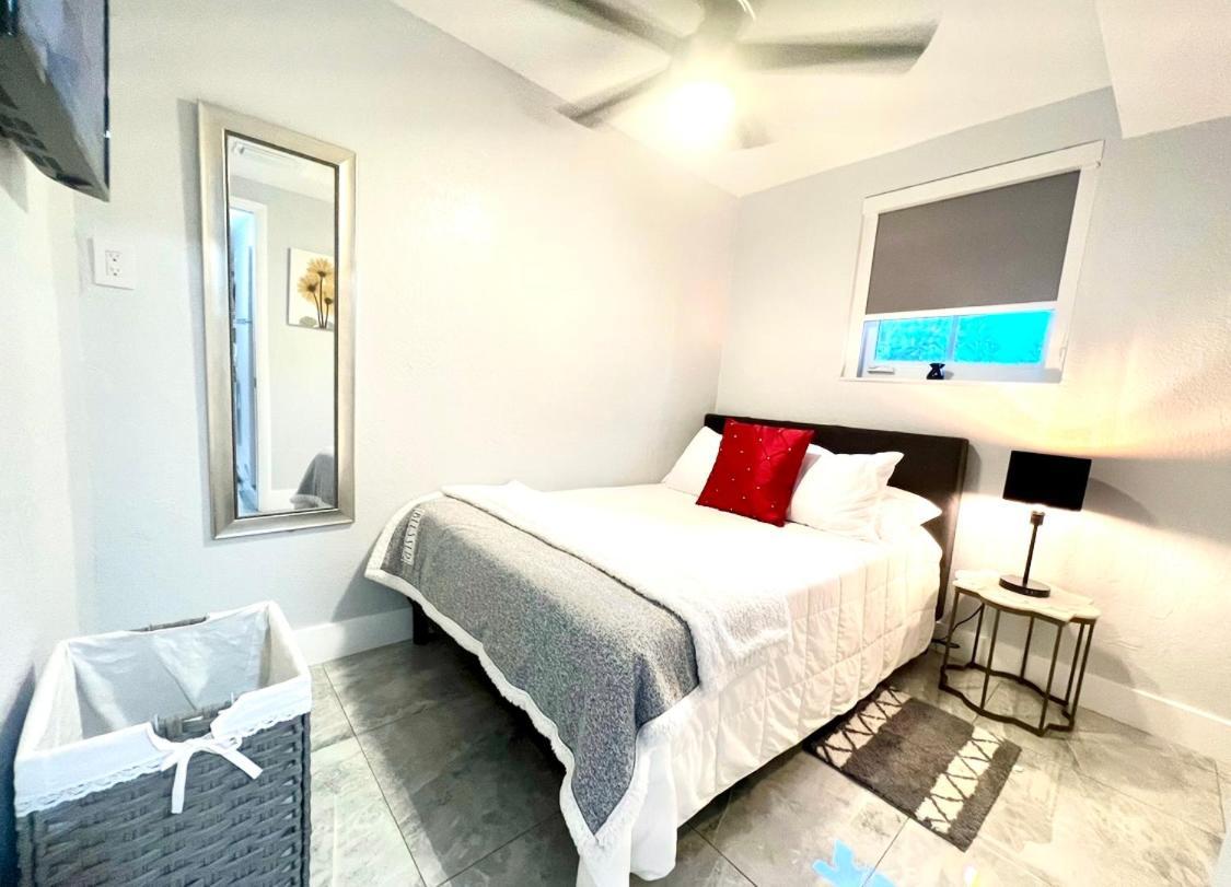 Little Gables Studio-Your Miami Escape-10Min Airport المظهر الخارجي الصورة