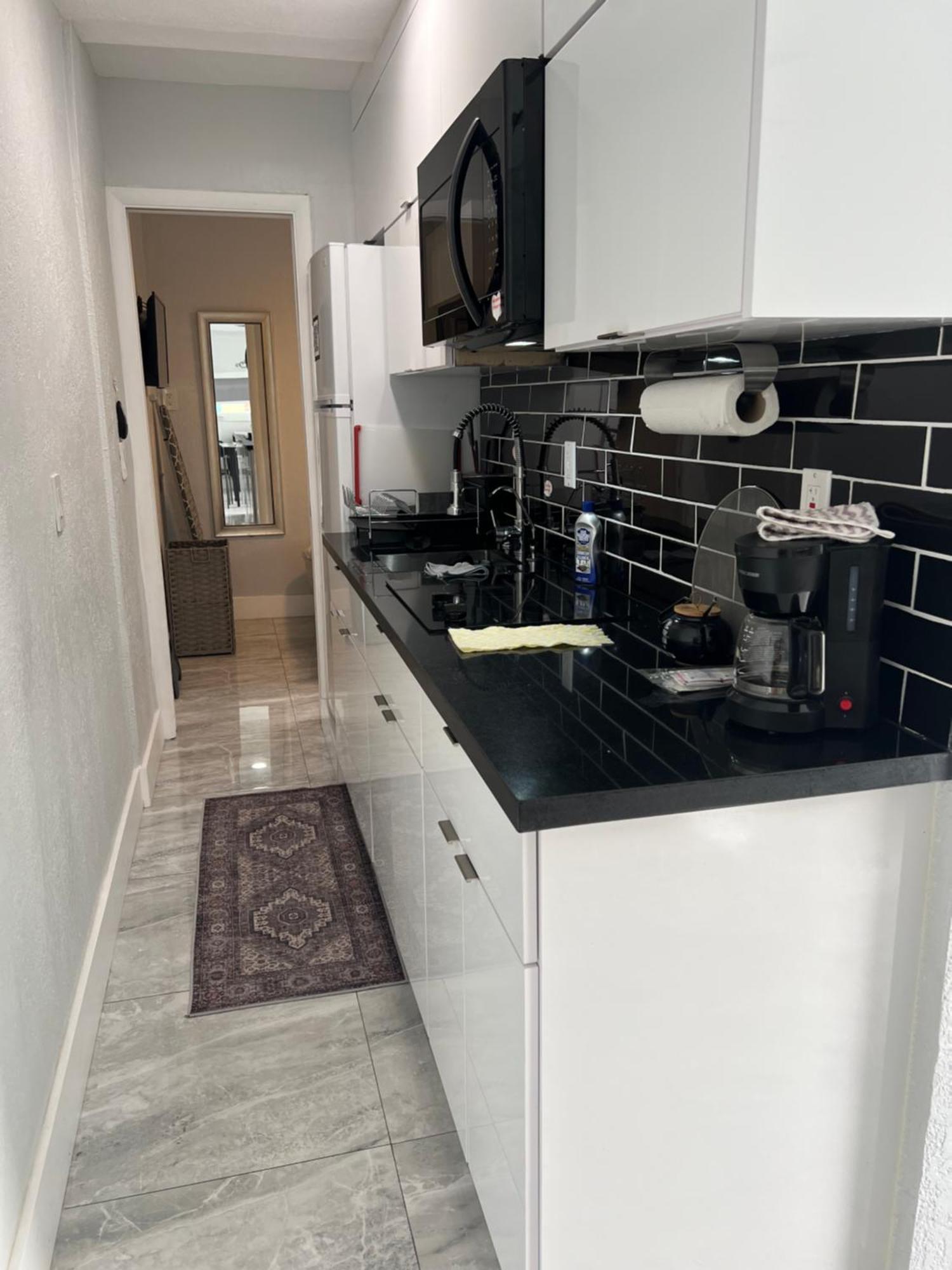 Little Gables Studio-Your Miami Escape-10Min Airport المظهر الخارجي الصورة