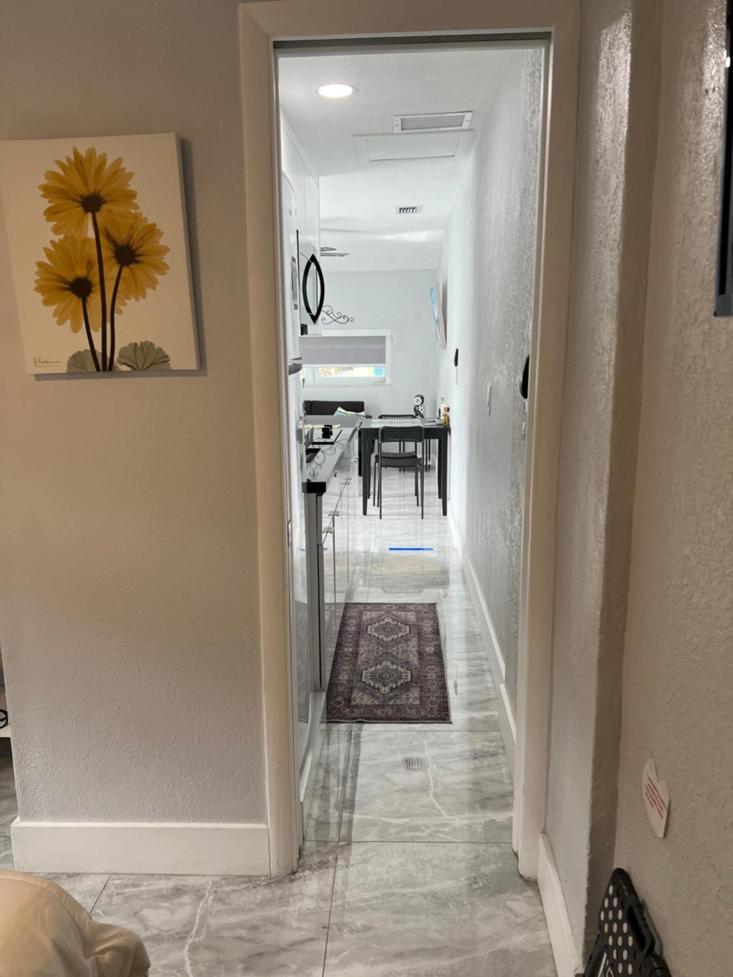 Little Gables Studio-Your Miami Escape-10Min Airport المظهر الخارجي الصورة
