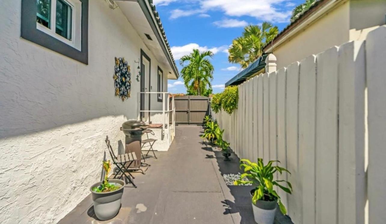 Little Gables Studio-Your Miami Escape-10Min Airport الغرفة الصورة